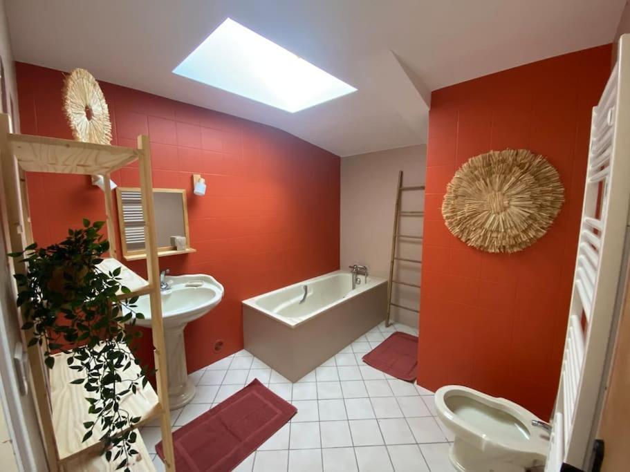 Chai Nous ! Maison Renovee Sur Un Domaine Viticole Proche De Saint Emilion Gardegan-et-Tourtirac Extérieur photo